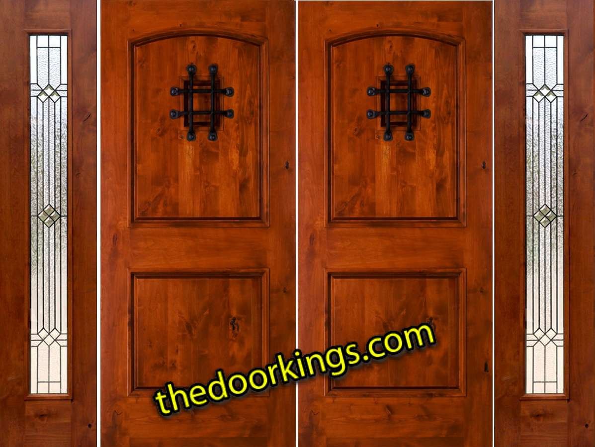 sw76 knotty alder double door with two builder patina sidelites